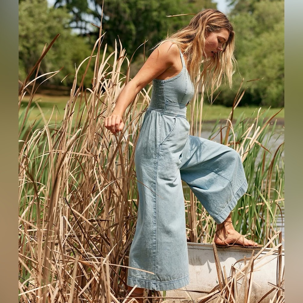 Aerie twill cutout jumpsuit, sz S | boho wide leg denim summer cropped overalls - Picture 2 of 13